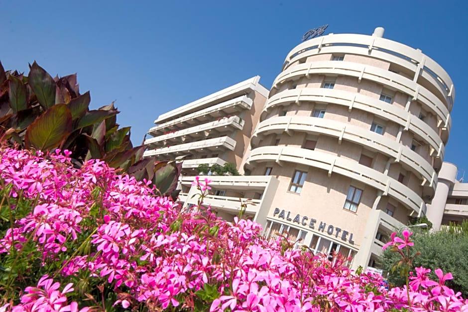 Hotel Palace 2/50