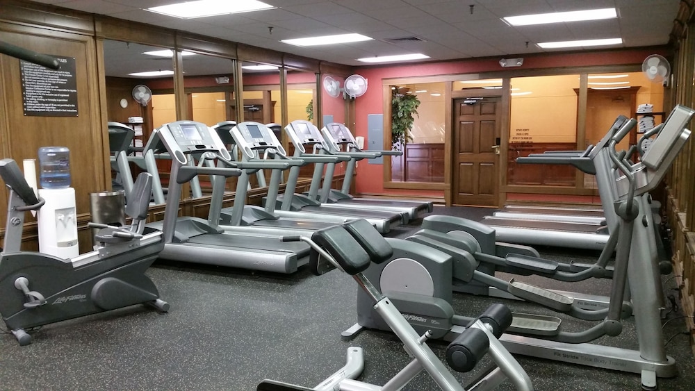Decatur Conference Center Hotel 27/42