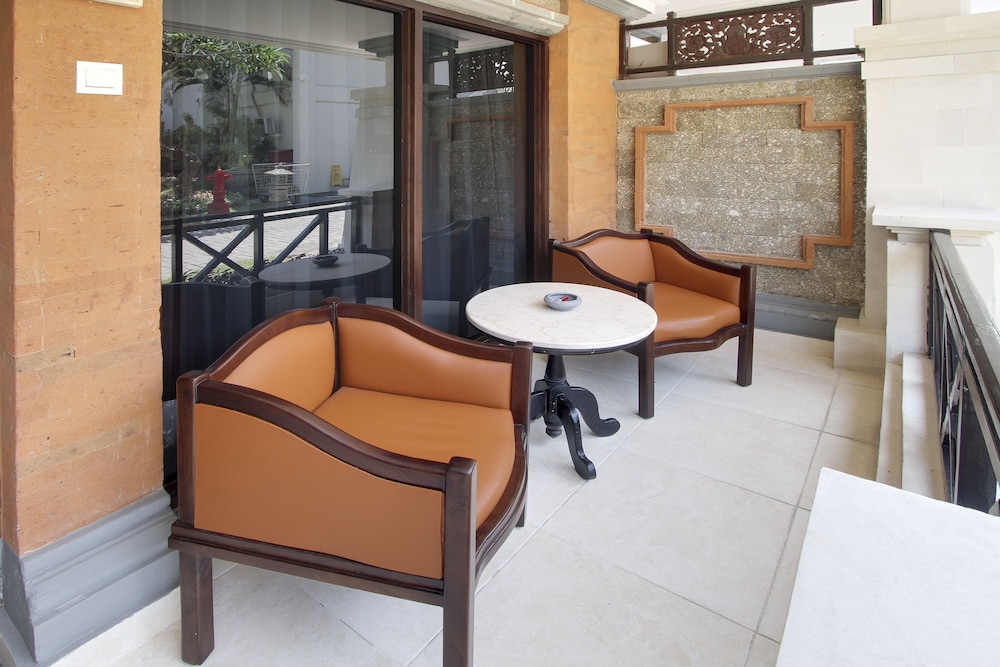Kuta Beach Club Hotel 38/57