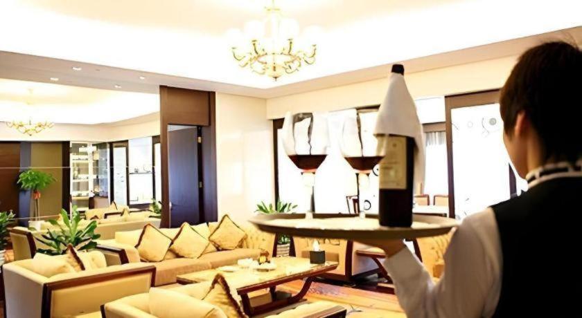 Yaoxi Dynasty Hotel 30/47