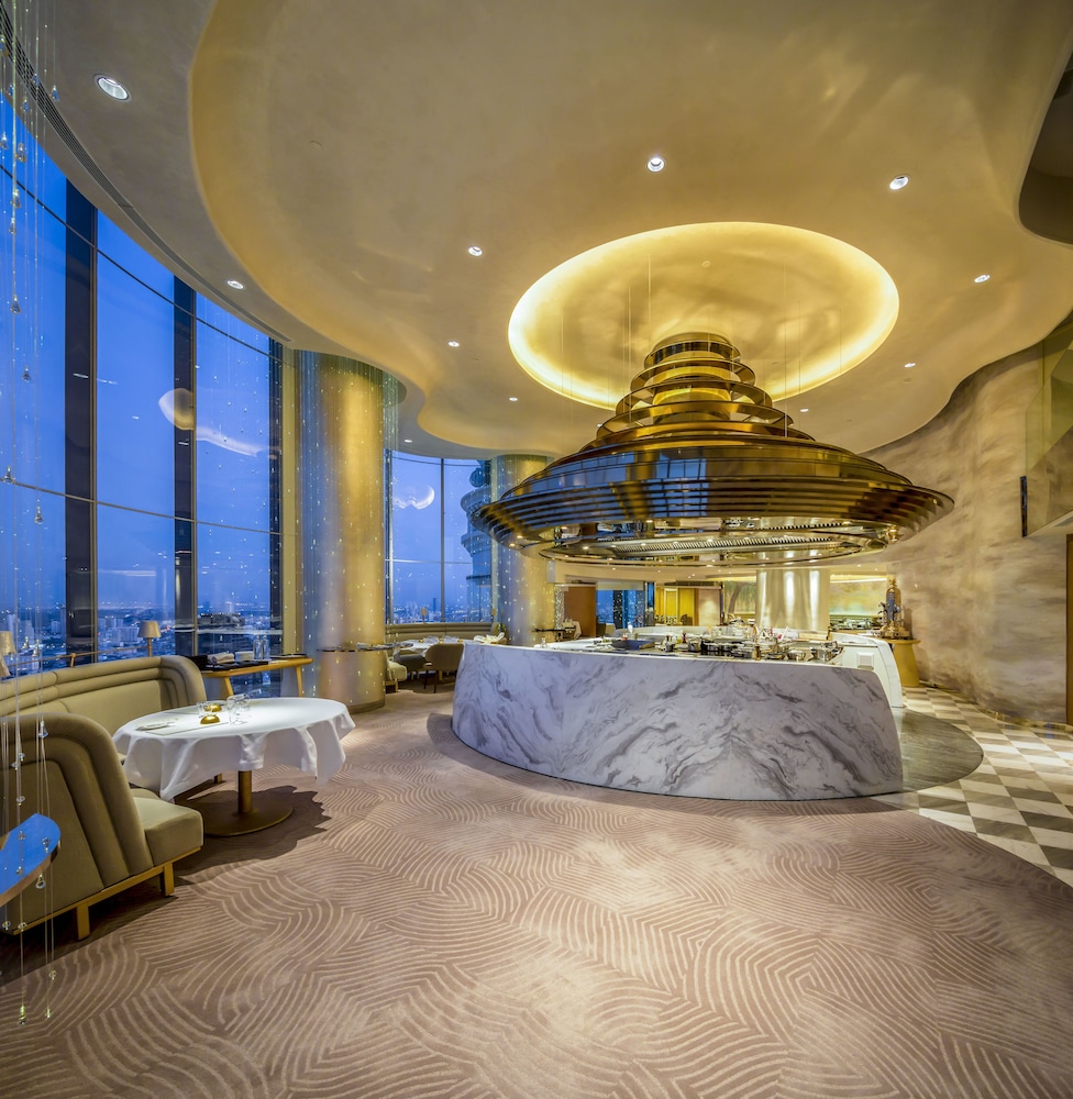 Tower Club at Lebua 8/49