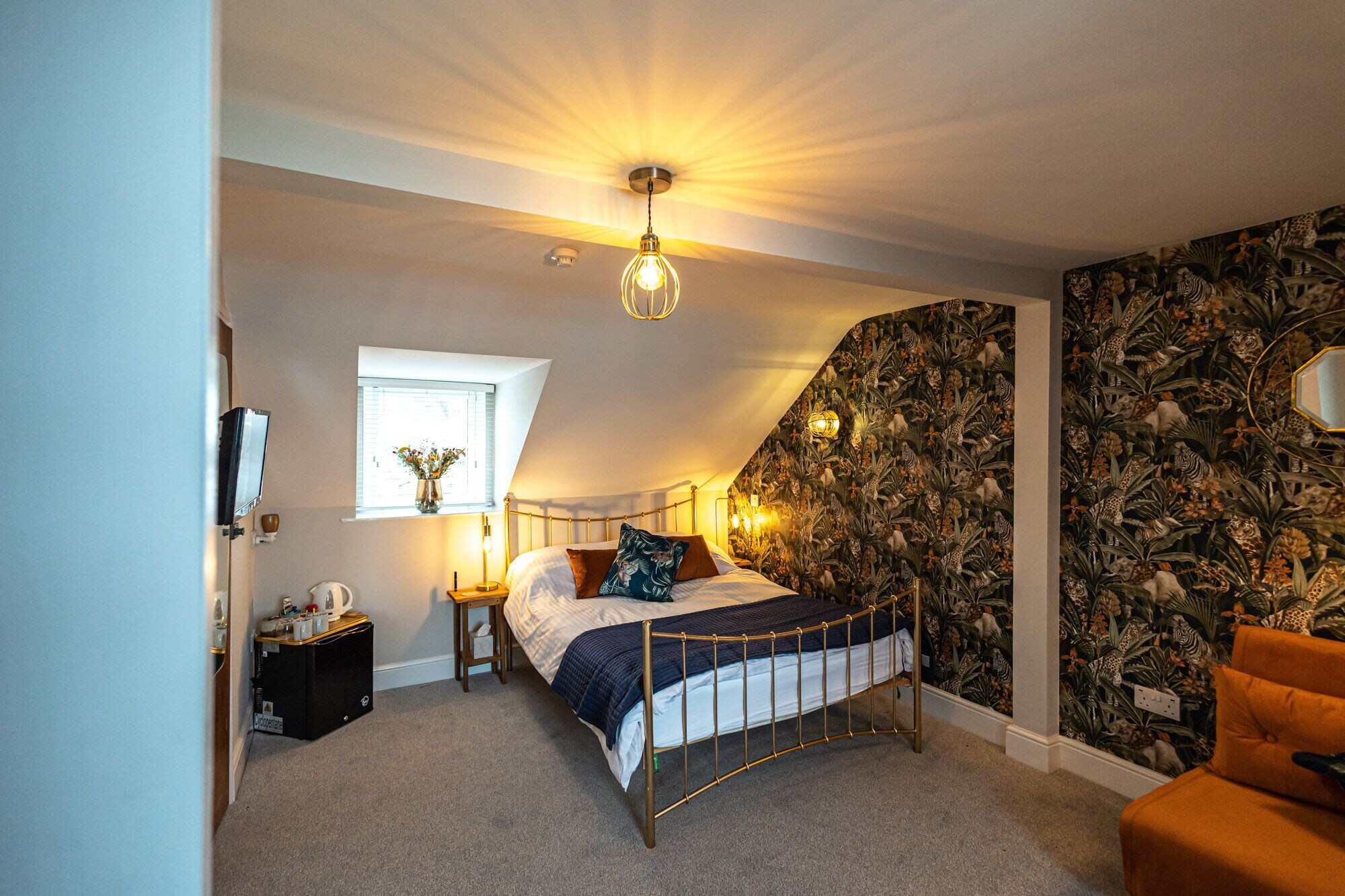 Studio, Suite, Double Bed, Sea View, Sofa, Attic