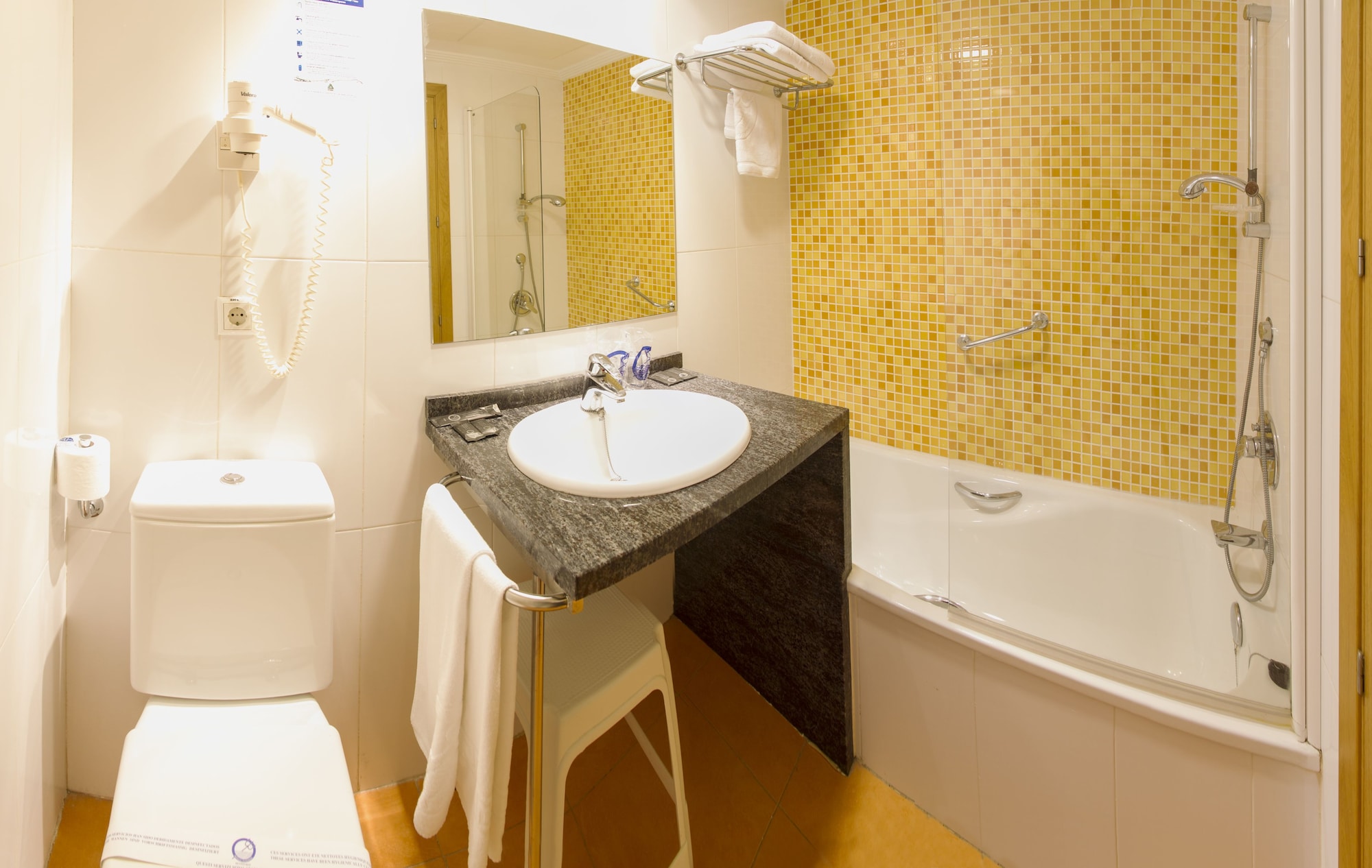 غرفة عائلية بسريرين مزدوجين، PLAYAS DE GUARDAMAR HOTEL 5/8