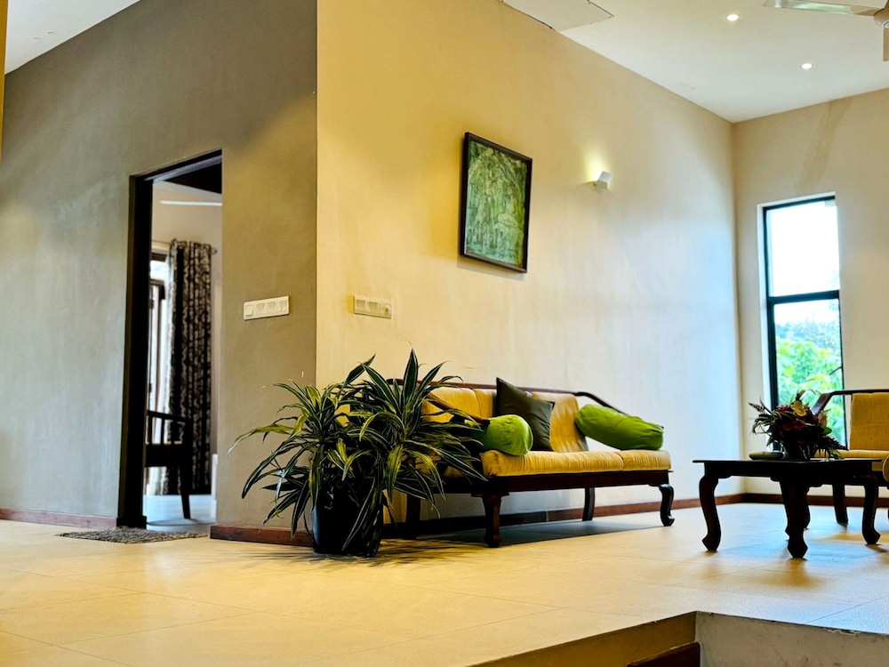 Rivorich Residence 41/55