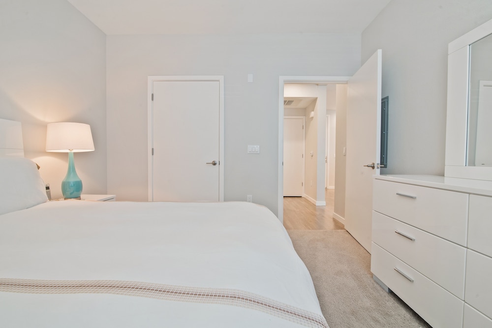 Global Luxury Suites in Menlo Park 17/50