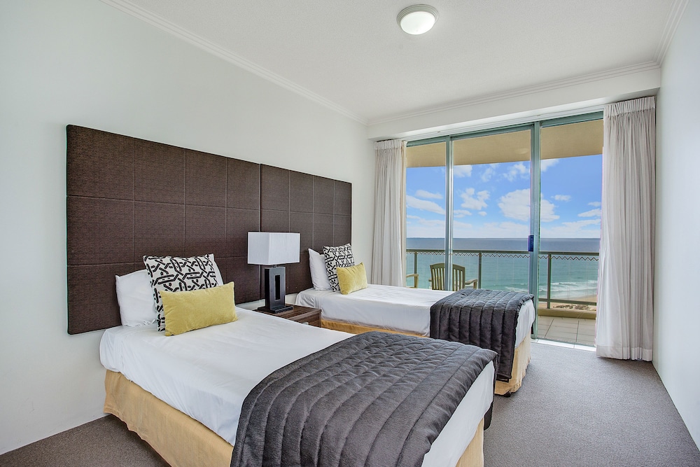 2 BEDROOMS, OCEAN