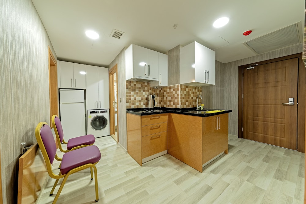 Royal Babil Suites 5/50