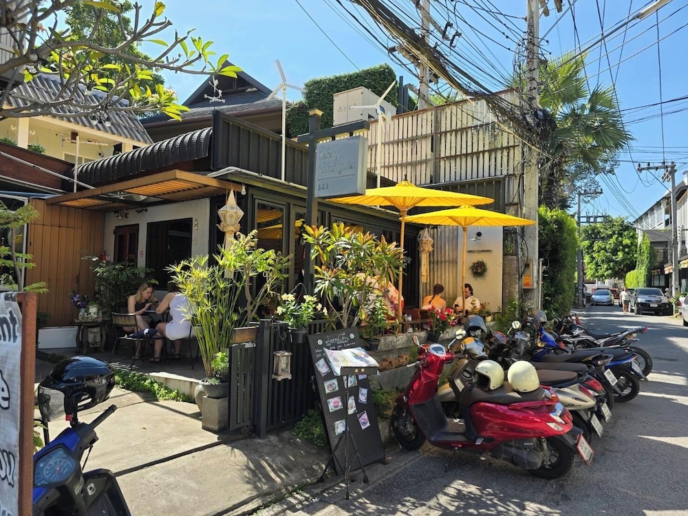 Sabuy Chiangmai Bed & Breakfast 65/73