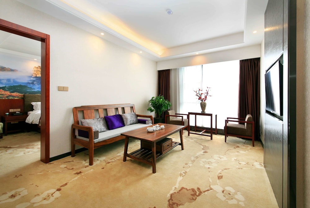 Days Hotel By Wyndham Hunan Zhangjiajie 5/10