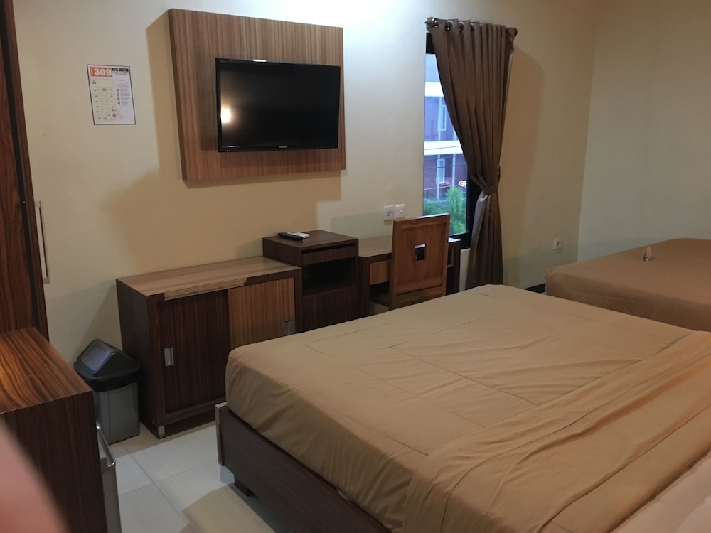 Hotel Kristina 11/29
