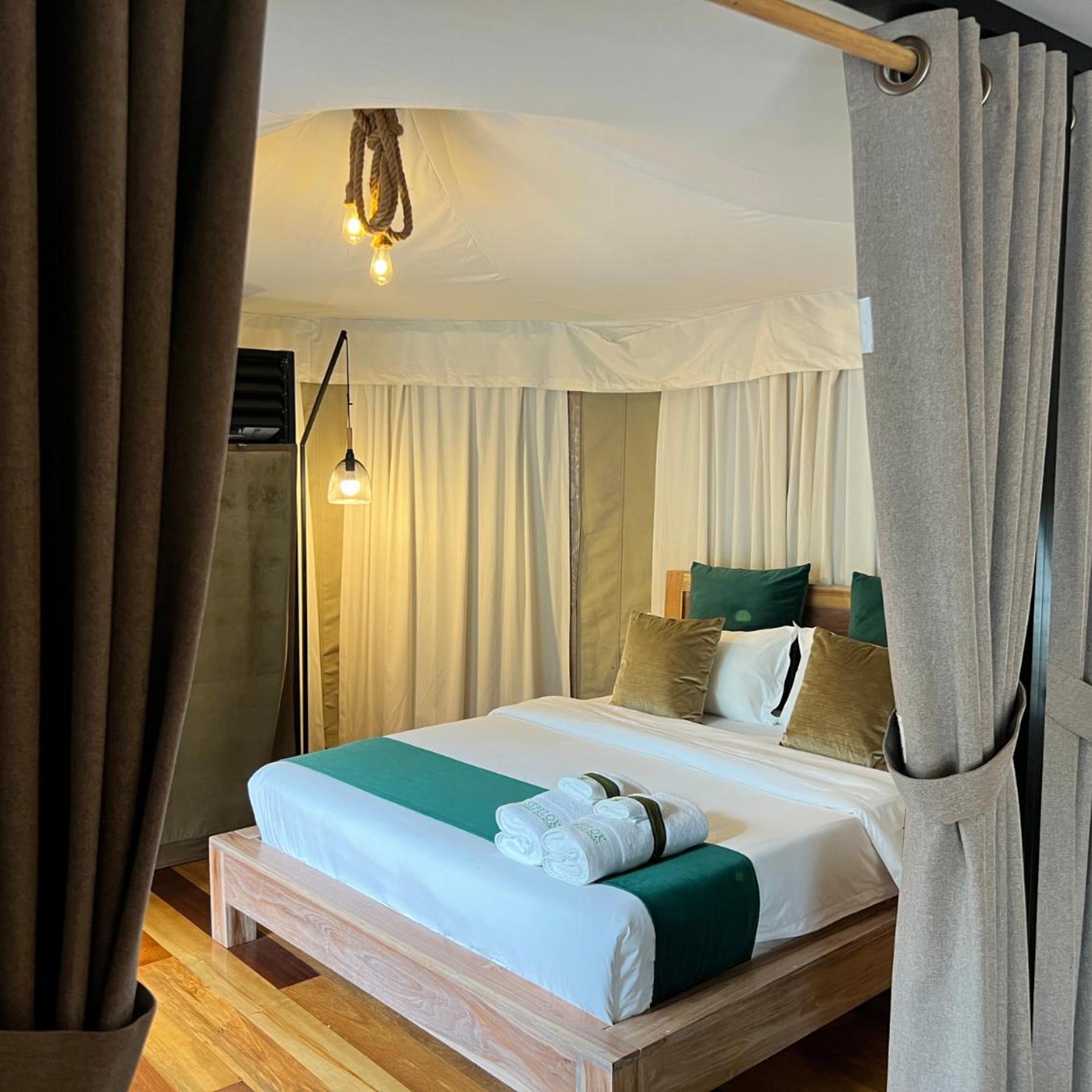 Glamping, Pool, Villa