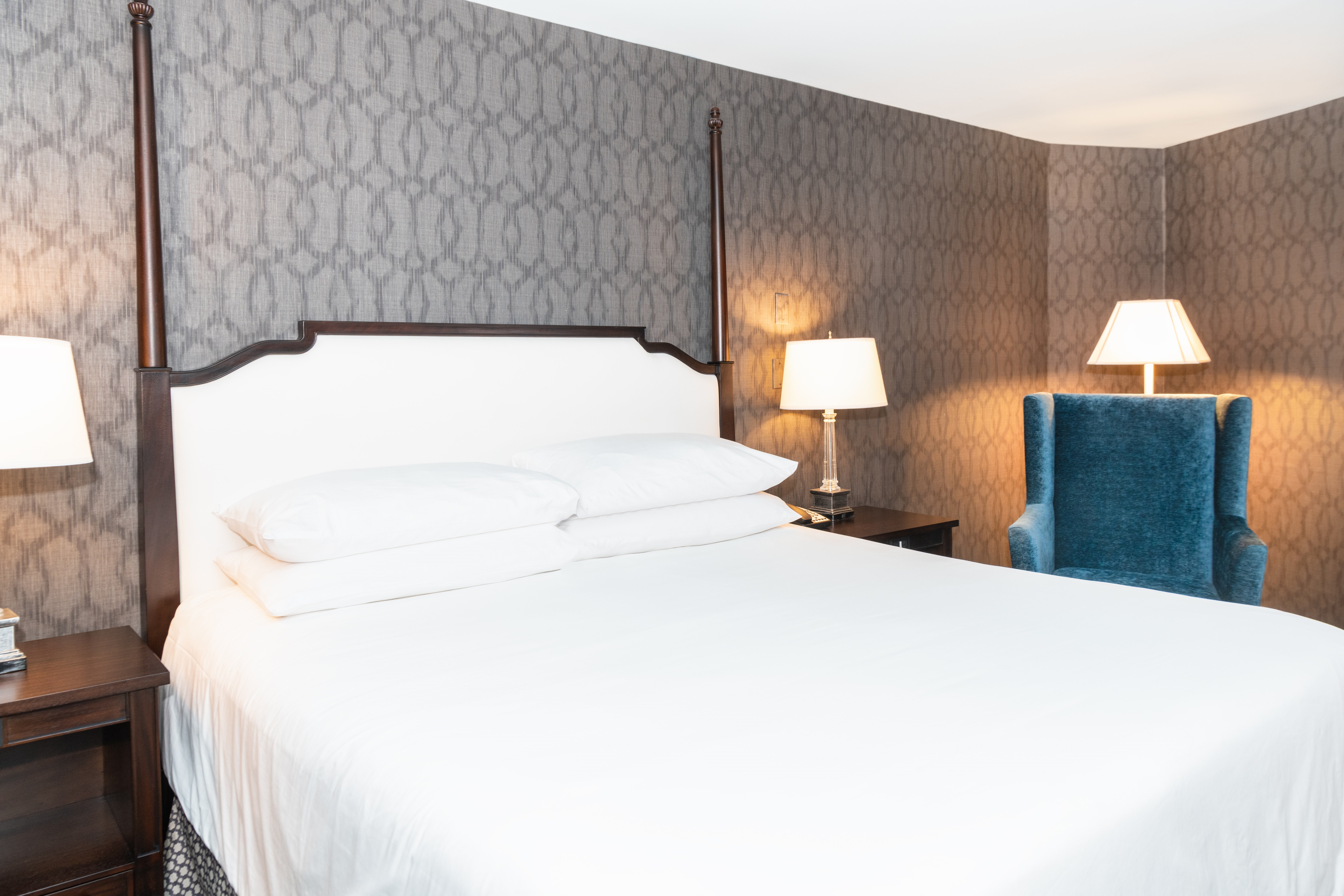 Governor Calvert, Suite