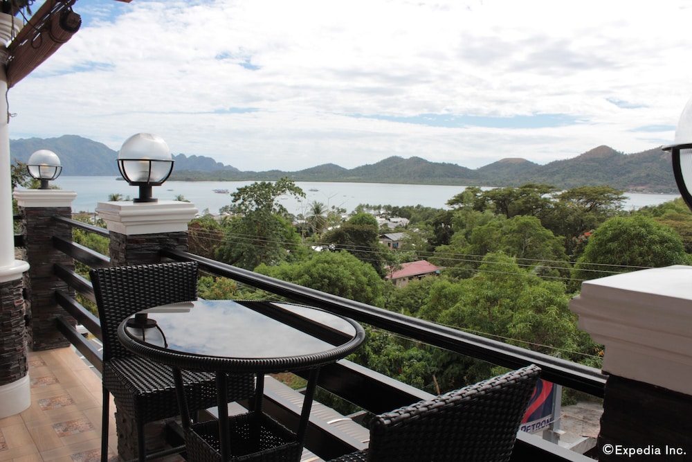 Coron Bancuang Mansion 54/56