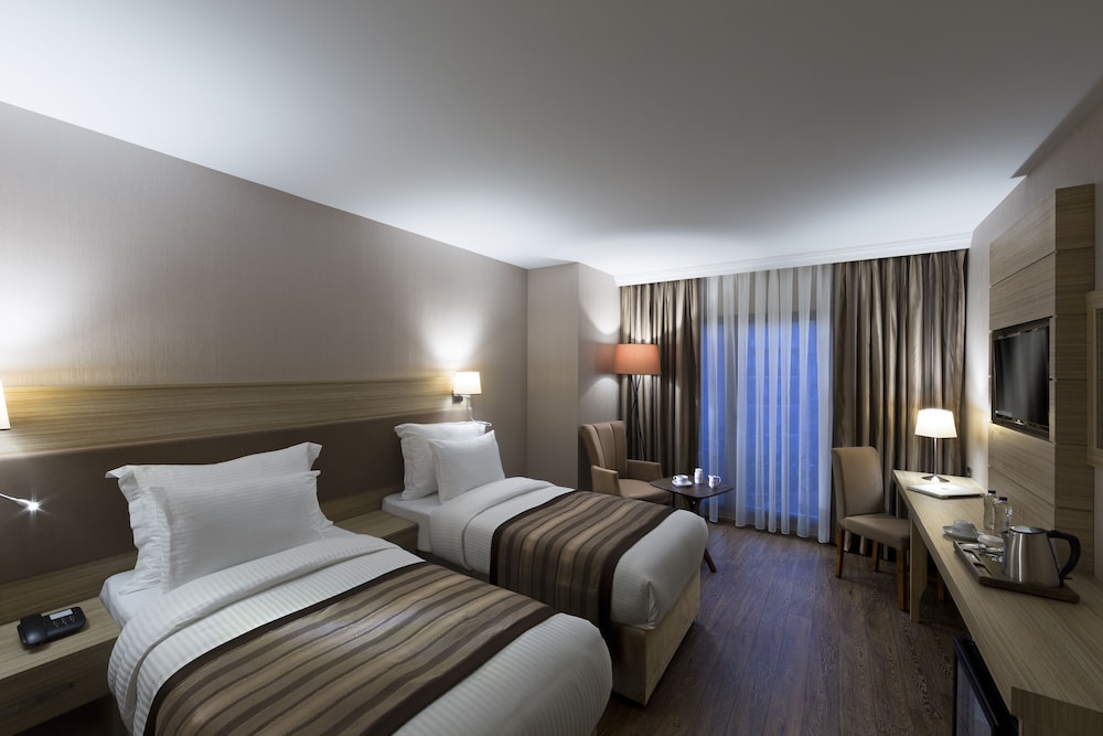Regard Hotel 13/61