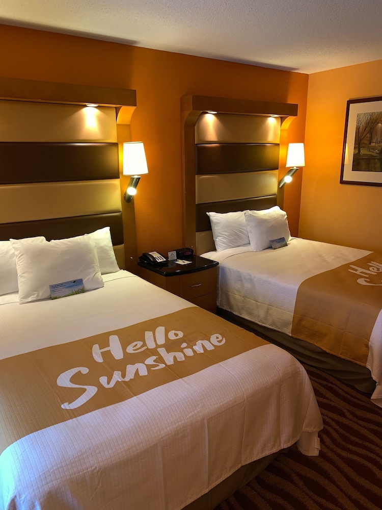Days Inn & Suites by Wyndham Albany 13/48