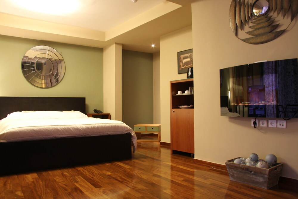 Andromeda Suites and Apartments 14/48