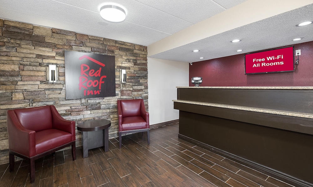 Red Roof Inn Cincinnati East - Beechmont 6/25