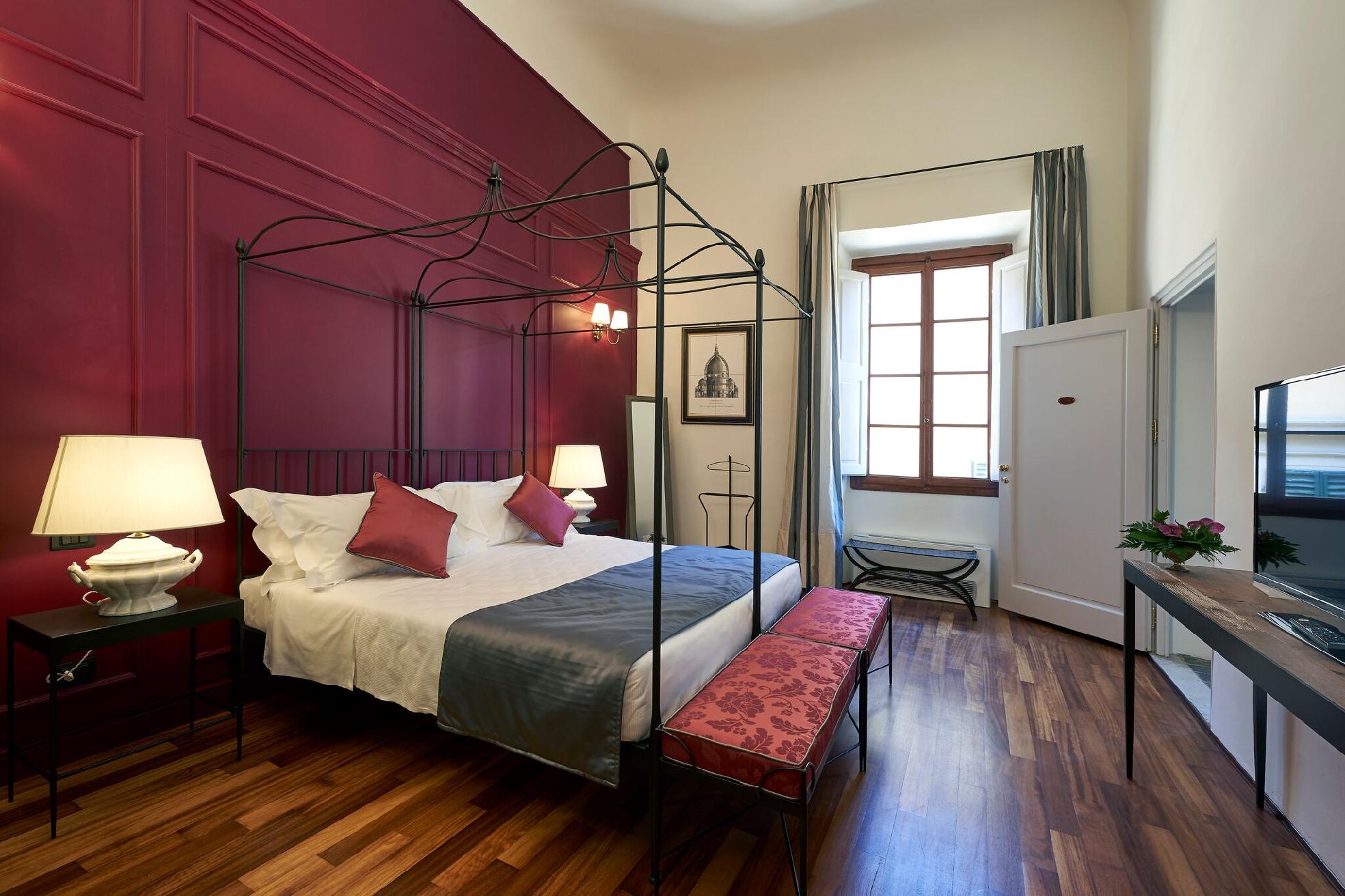 Deluxe, Suite