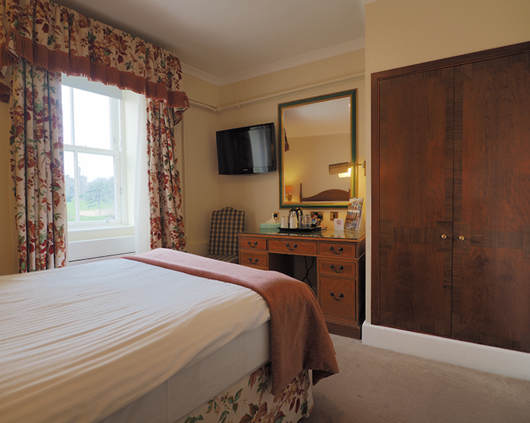 Royal Hotel Stornoway 9/64