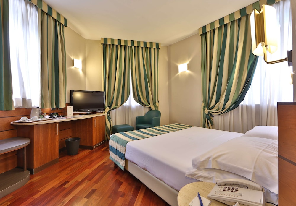 Hotel Mirage Sure Hotel Collection By Best Western 3/58