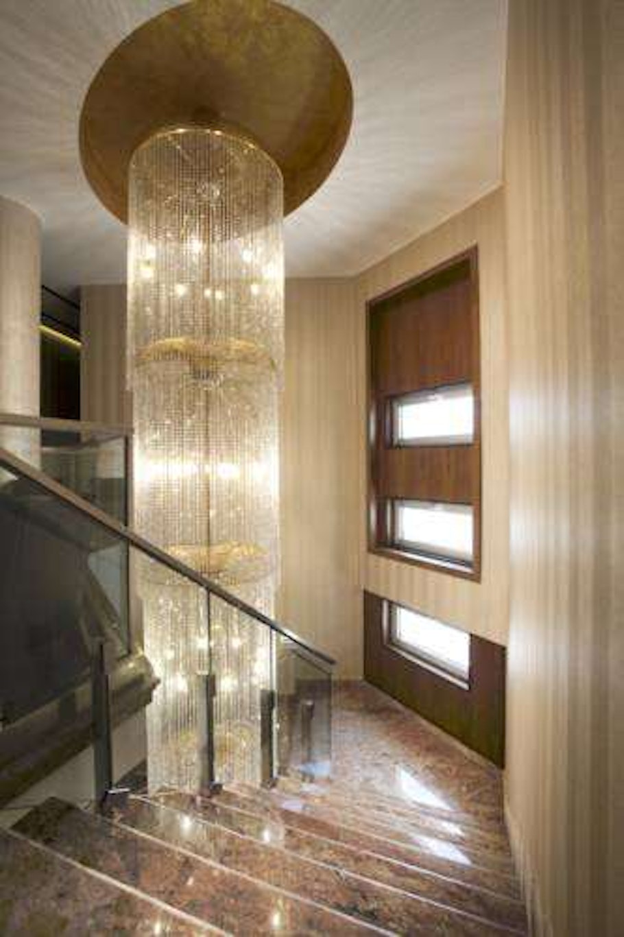 HOTEL COLOSSEO TIRANA 8/12