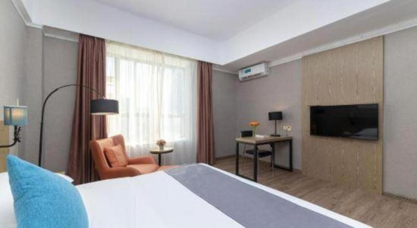 Greentree Inn Zhongshan Nanlang Town Light Rail Station Hotel 15/44