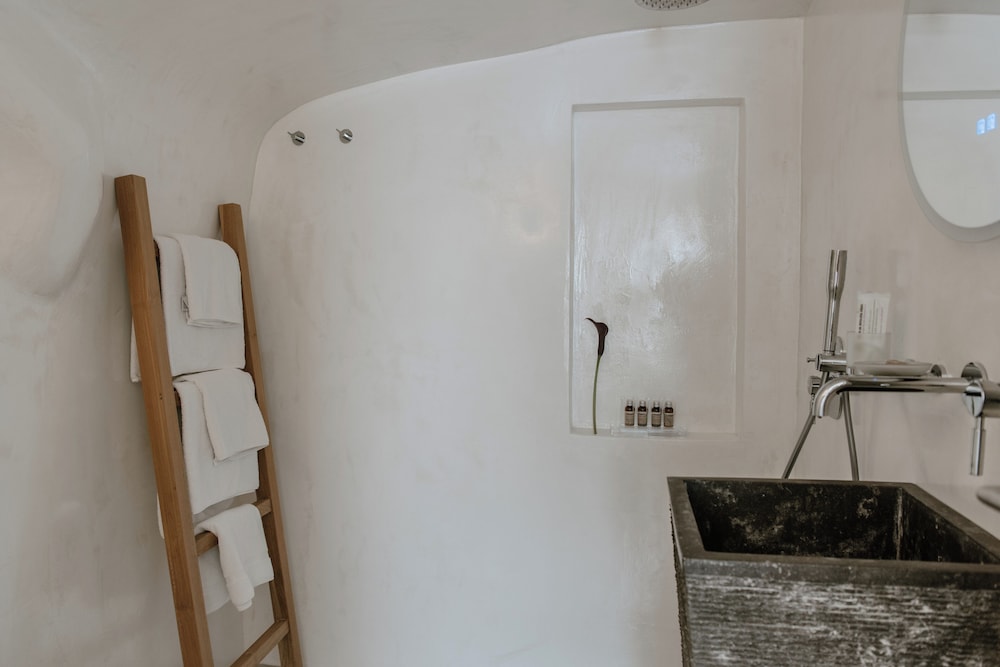 Native Eco Villas Santorini 32/35