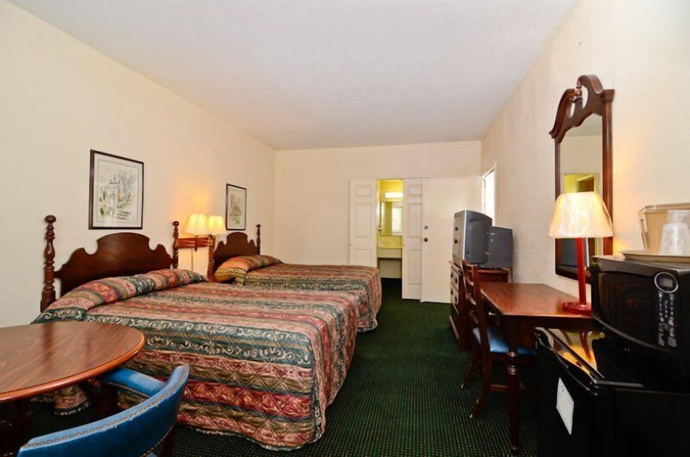 Motel6 Sandersville, GA 24/59