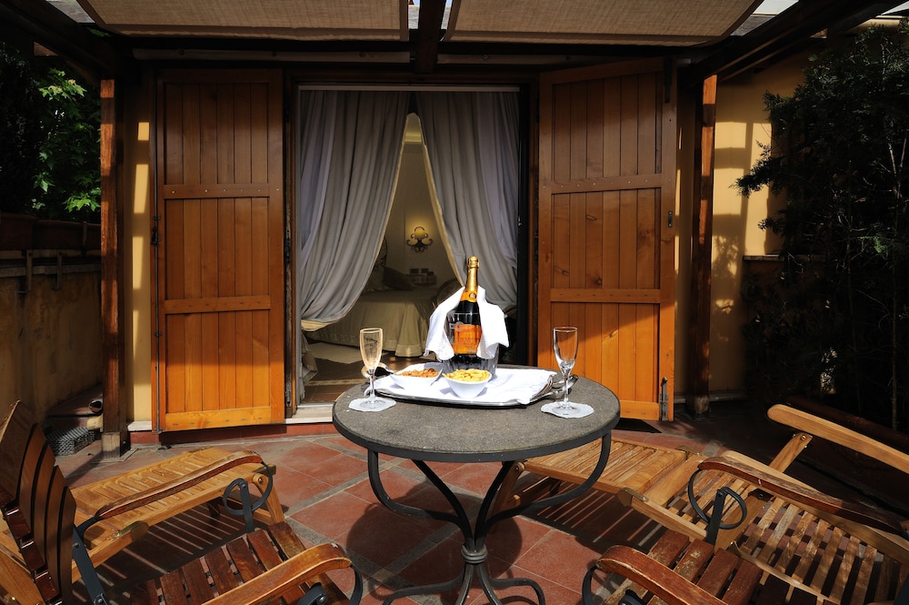 Hotel Farnese 35/69