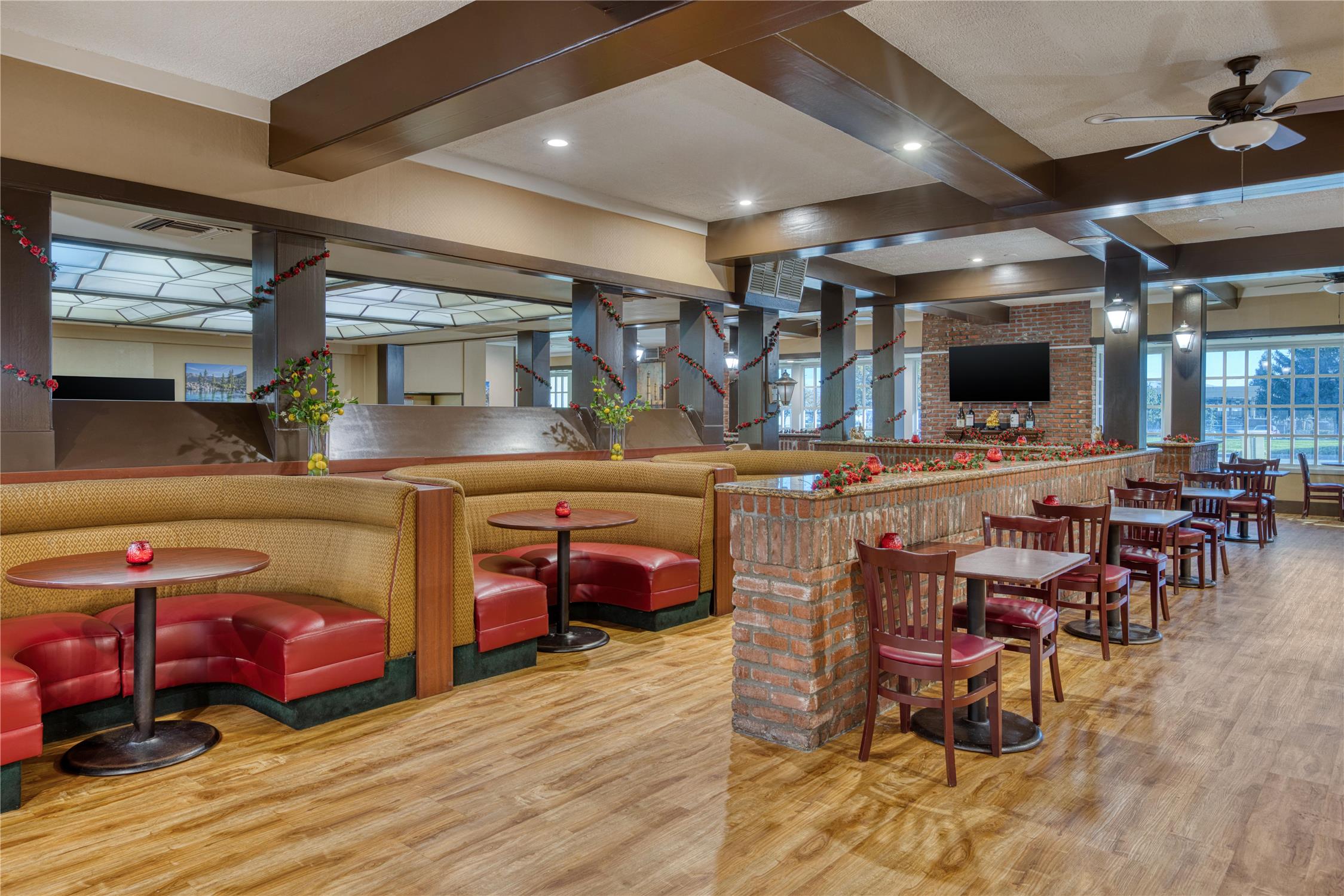 SureStay Plus Hotel by Best Western Reno Airport 67/91