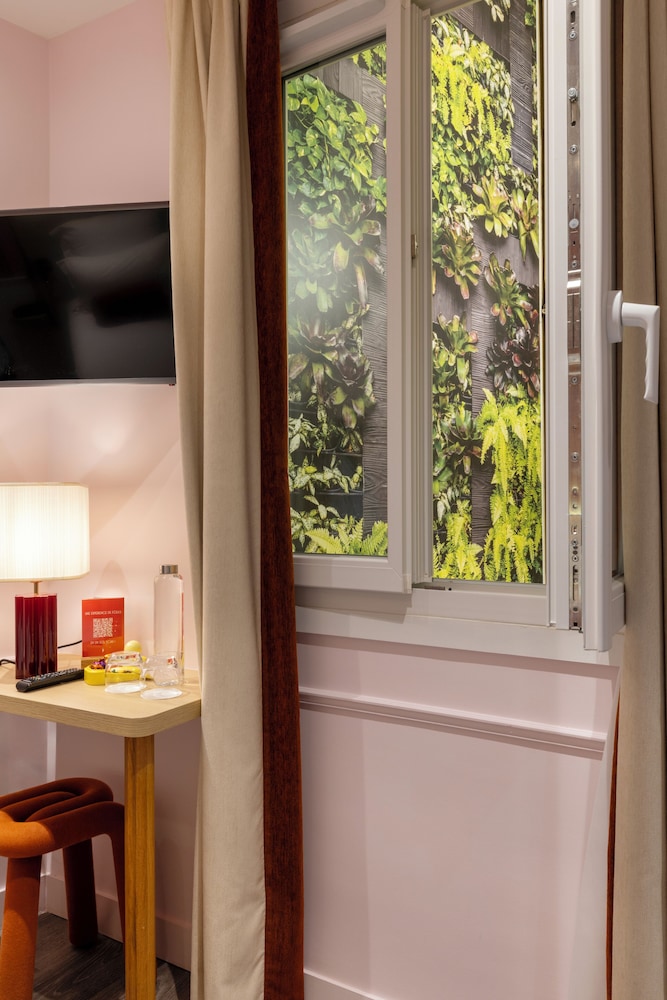 Hotel De Saint Germain 30/50