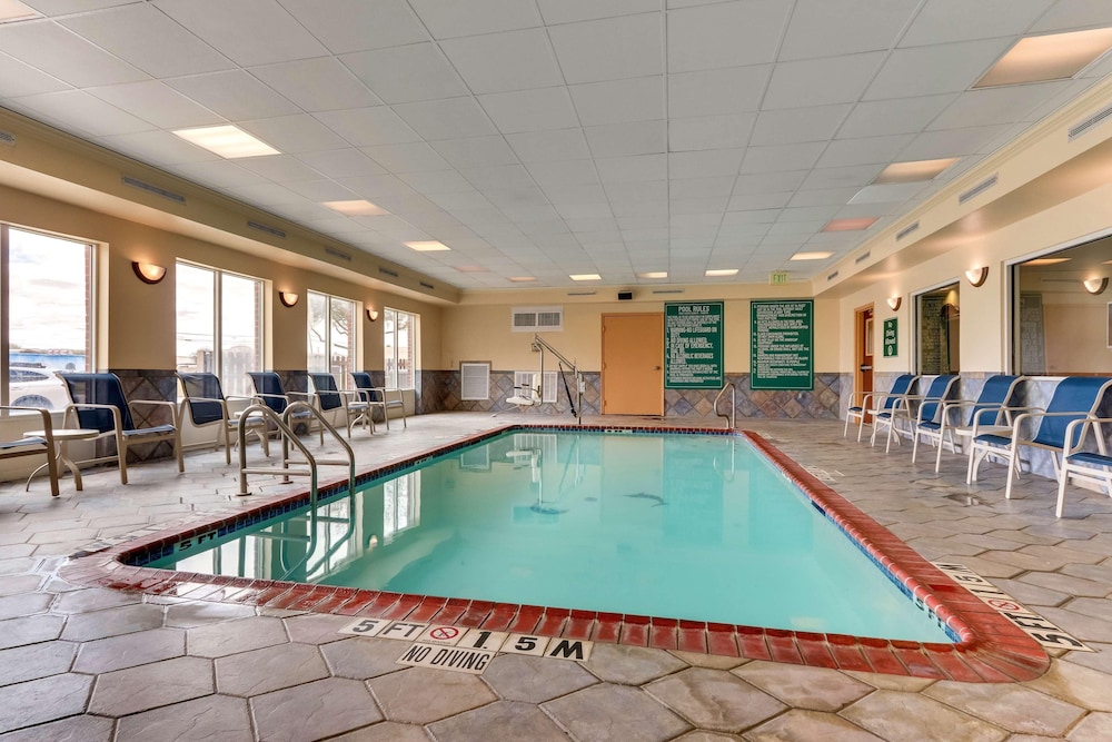 swimming pool spa