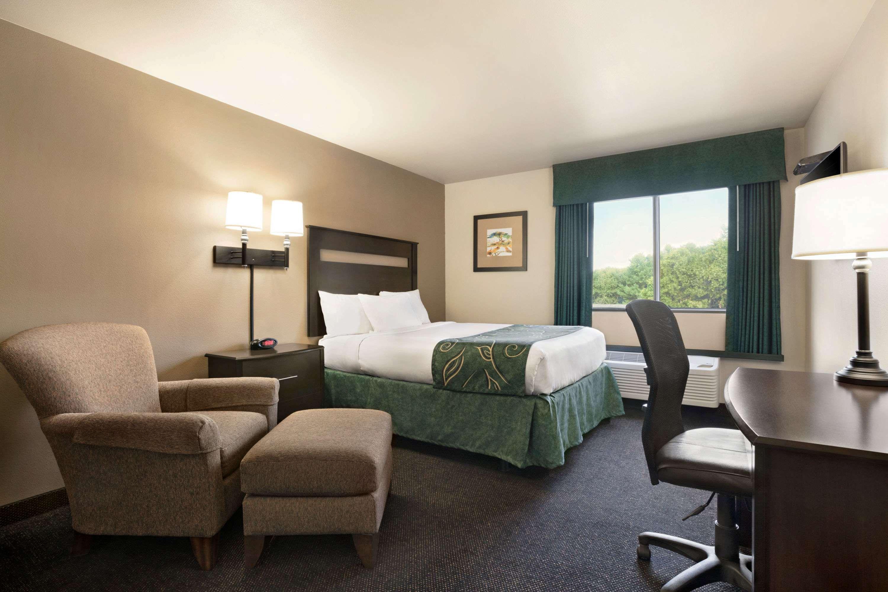 Travelodge by Wyndham Brunswick near Frederick — 3