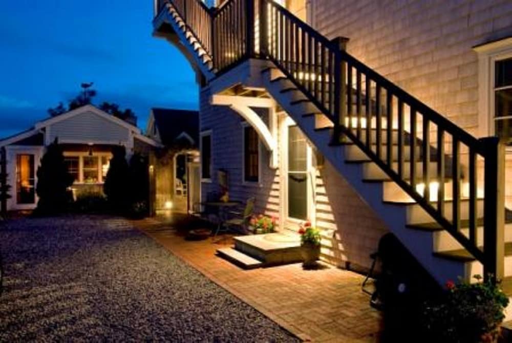The Revere Guest House 54/67