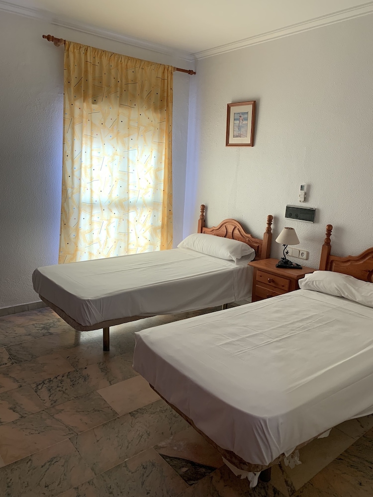 Hostal El Ancla 24/46