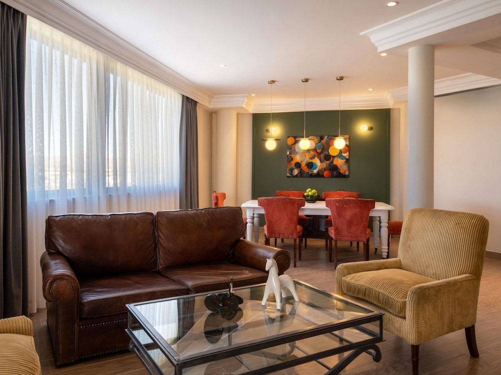 Movenpick Hotel Windhoek 40/70