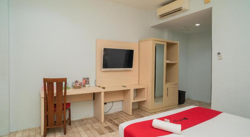 RedDoorz Plus near UIN Banjarmasin 27/52