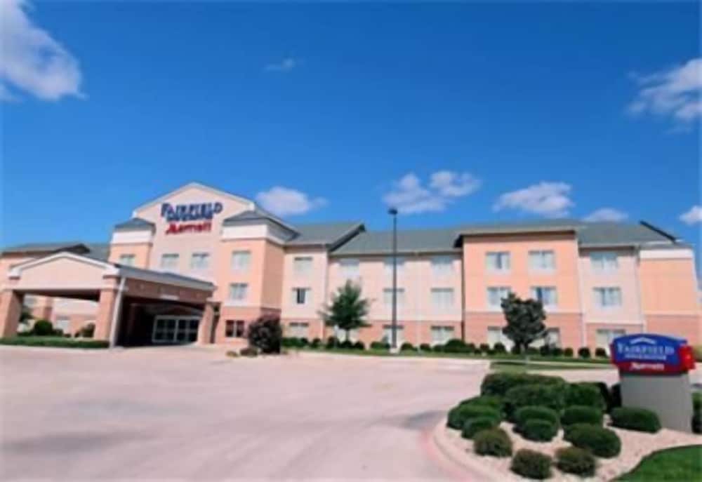 Fairfield Inn Suites Killeen 2/24
