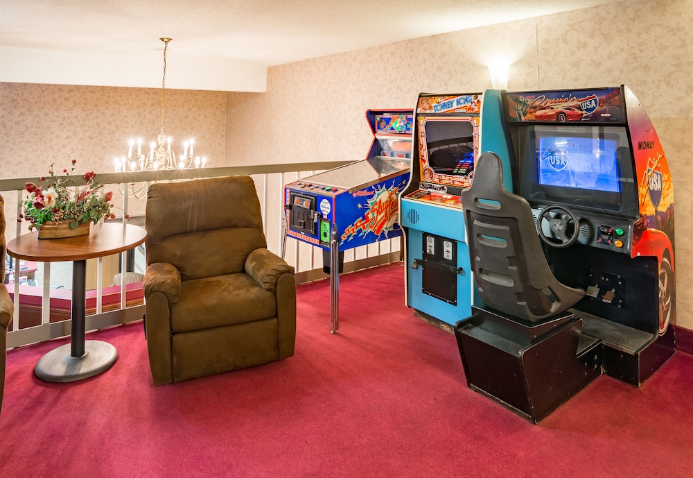 Prime Rate Inn 33/39