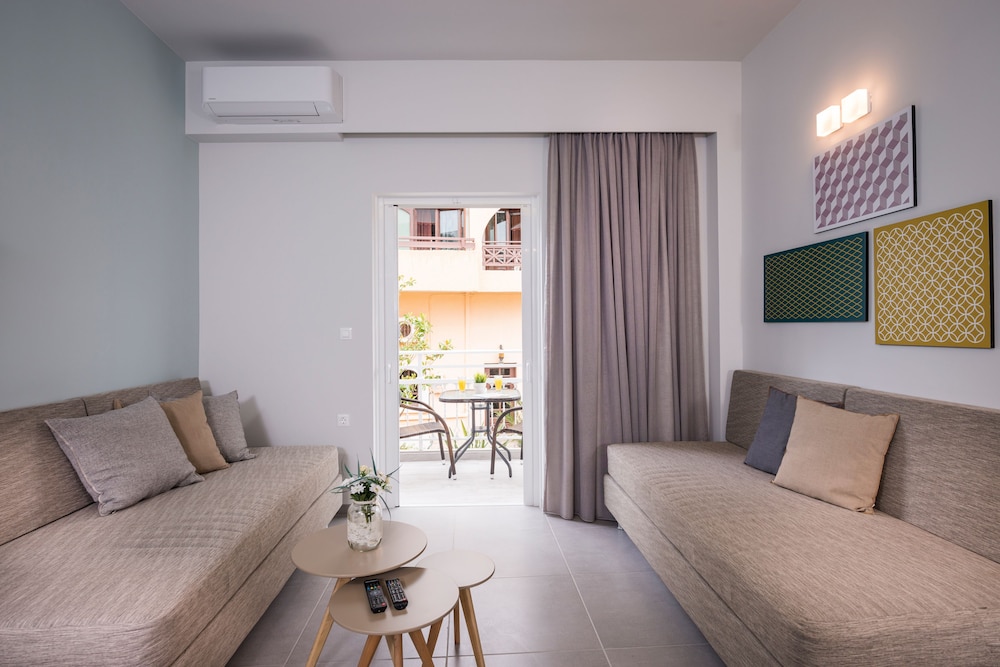 Irini Stalos Apartments 29/50