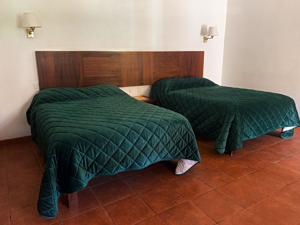 POSADA SANTA RITA 16/35