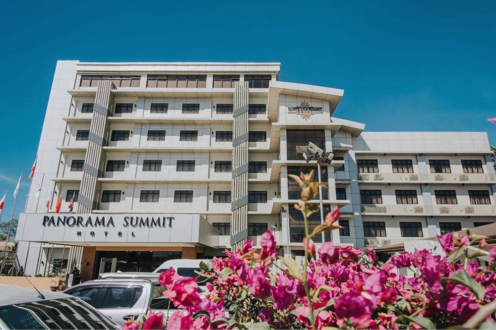 Panorama Summit Hotel 3/50