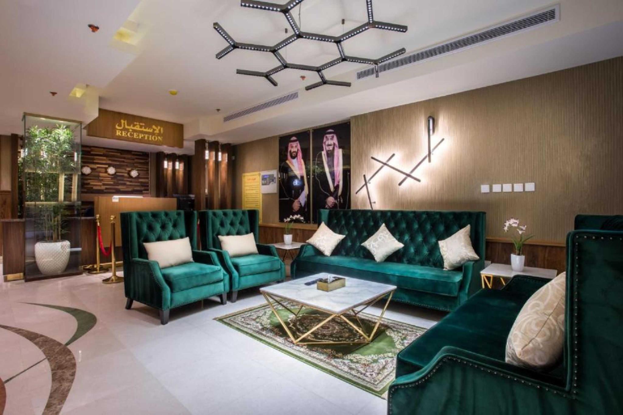 Al Louloah Al Baraqah Furnished Apartments 17/25