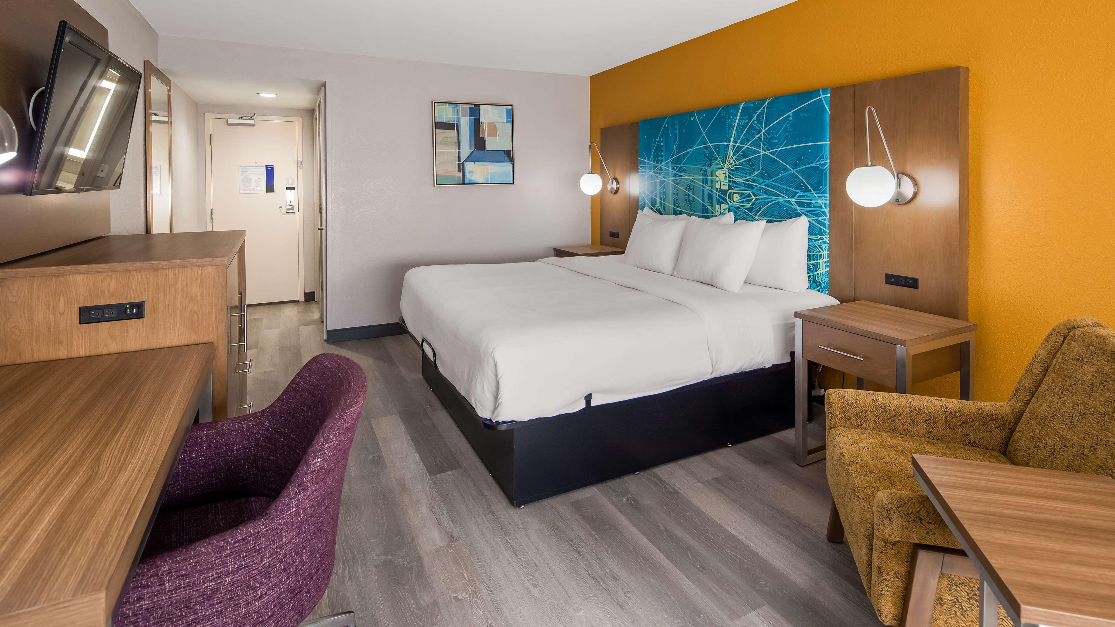 Room, Accessible, Best Western Plus Raleigh Crabtree Valley Hotel 7/10