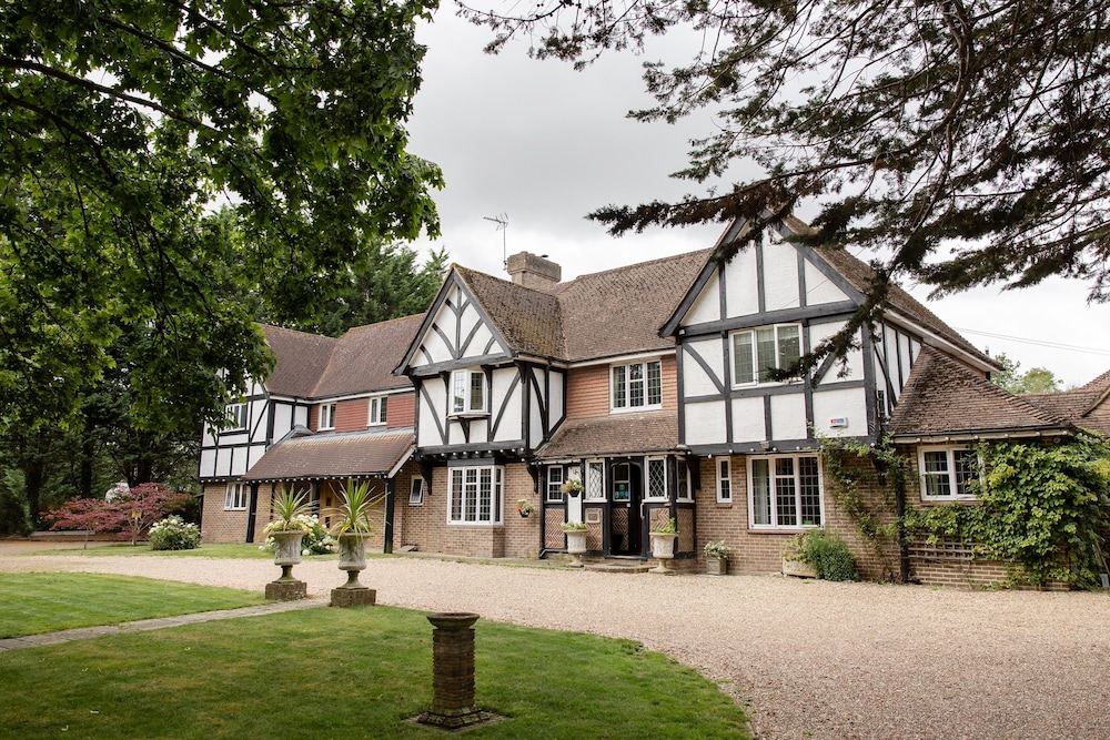 Little Silver Country Hotel 2/43