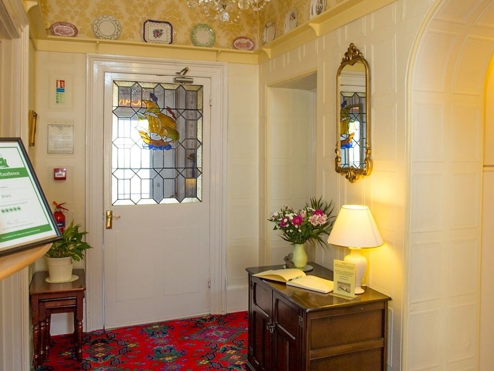 The Briars Guesthouse 9/50
