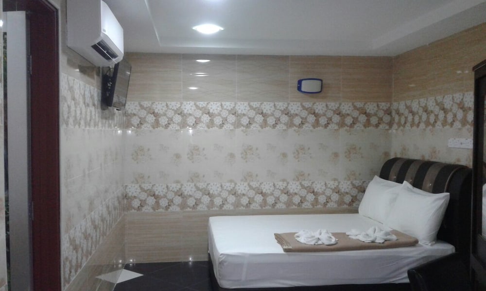 Putra Heights New Wave Hotel 14/45