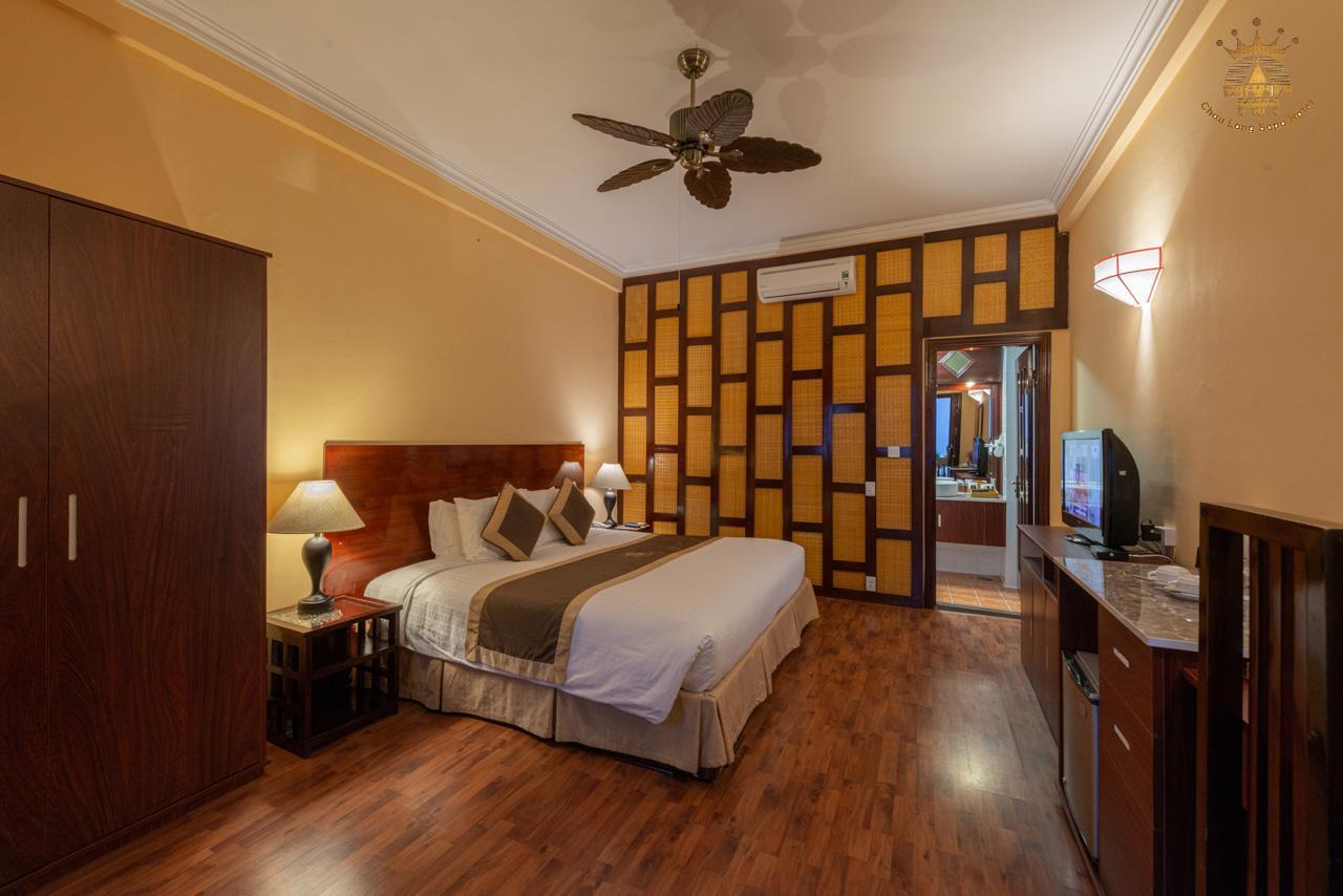 SUPERIOR, DOUBLE BED