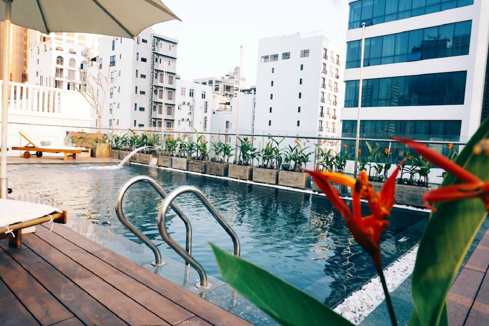 Grand Seaview Hotel 59/68