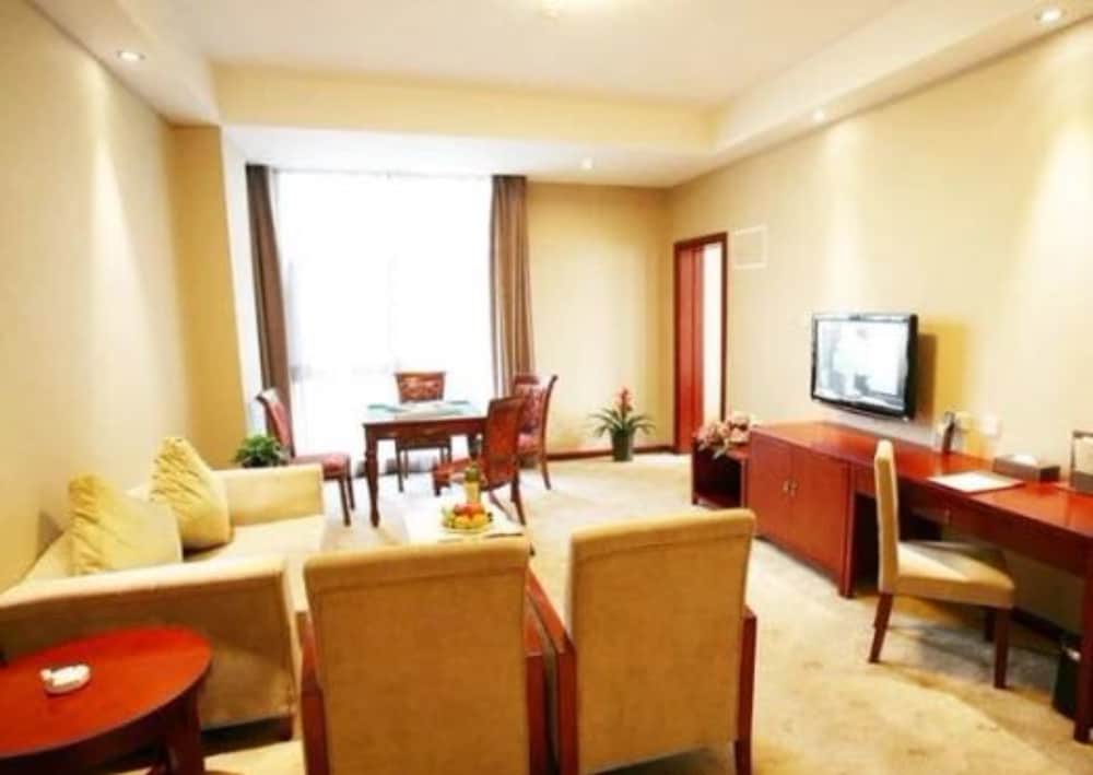 Huashan Mountain International Hotel 14/21